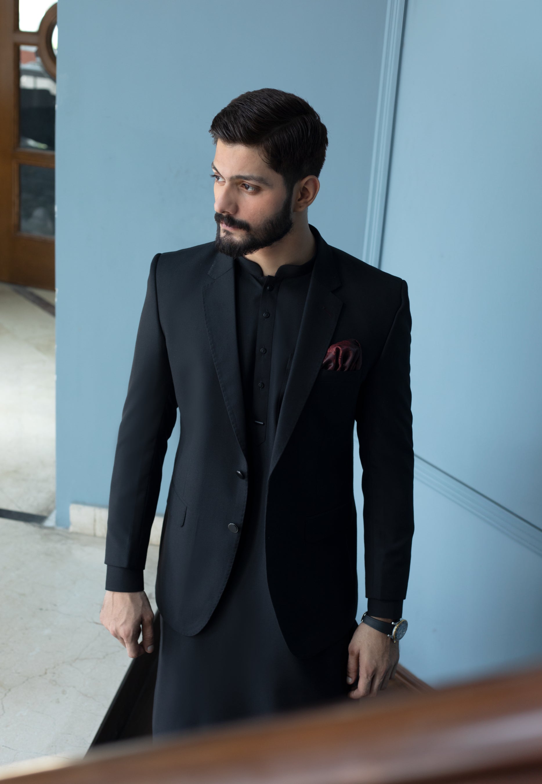 BLACK PRESIDENT SUIT